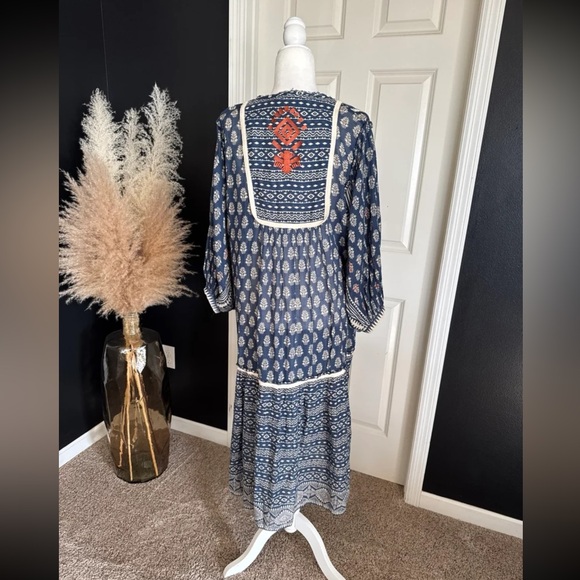 Zara Embroidered Kimono with Tassels Size - Medium-Large - Picture 9 of 12